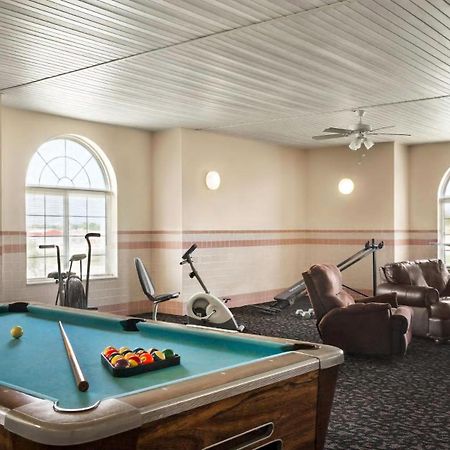 Travelodge By Wyndham Fort Scott Экстерьер фото