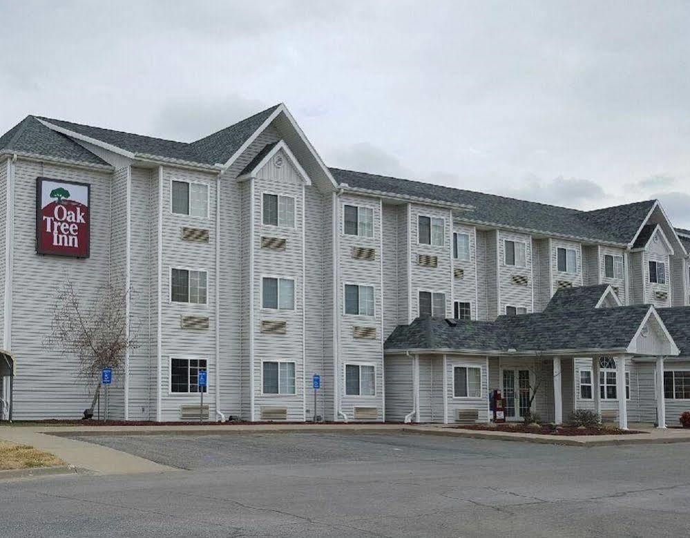Travelodge By Wyndham Fort Scott Экстерьер фото
